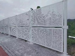 高水馬圍擋怎么固定？高水馬圍擋定制【旭東鋼構】