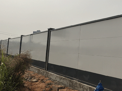 東莞地鐵施工半年圍擋依然如新！