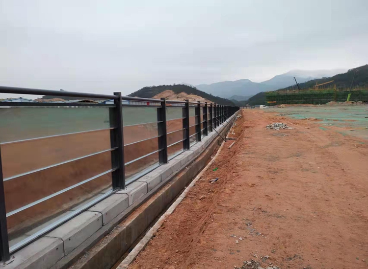 1641973414198727.jpg C405.jpg